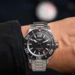 AQUASPHERE Matte Black – Stahlband - Galeriebild